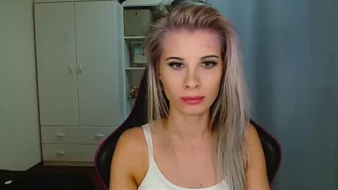 KristineAmore online show from January 14, 7:19 pm