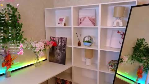 Snapshot of kristinemckerley chatting on December 4, 1:26 am Sofia online show from December 4, 1:26 am