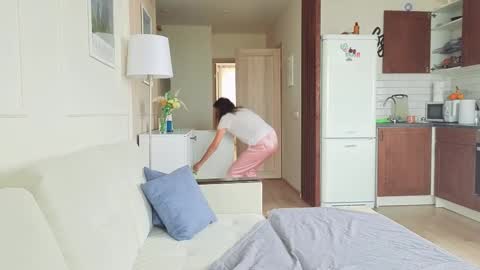 Kristi online show from September 13, 4:34 am