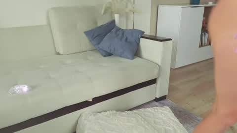 Kristi online show from May 13, 7:06 am