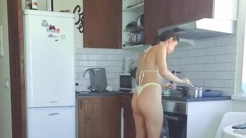 Kristi online show from May 21, 5:03 am