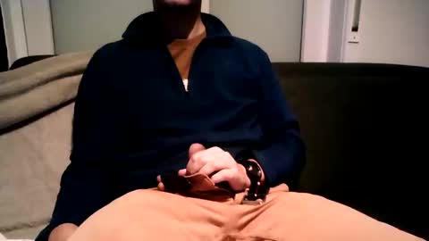 Snapshot of kristoffer220 chatting on January 11, 7:49 pm kristoffer220 online show from January 11, 7:49 pm