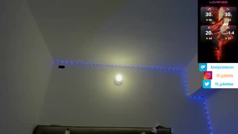 Snapshot of kristy_calderon chatting on November 7, 10:32 pm Juliette online show from November 7, 10:32 pm