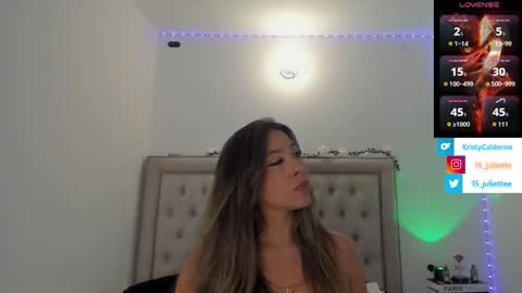 Snapshot of kristy_calderon chatting on November 30, 10:36 pm Juliette online show from November 30, 10:36 pm