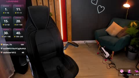 Snapshot of kristy_rayyy chatting on February 2, 9:08 am Monika online show from February 2, 9:08 am