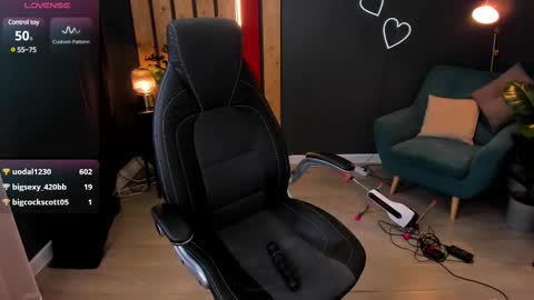 Snapshot of kristy_rayyy chatting on February 17, 7:58 am Monika online show from February 17, 7:58 am