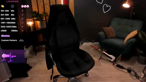 Snapshot of kristy_rayyy chatting on September 28, 3:23 am Monika online show from September 28, 3:23 am