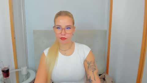 KristyFlowers online show from March 4, 6:26 am