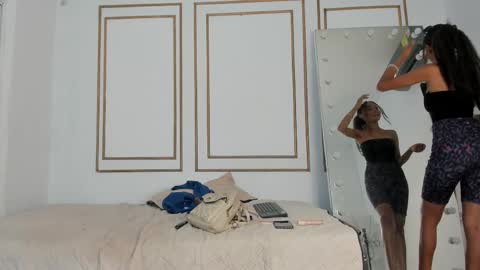 Cristina online show from February 24, 7:12 pm