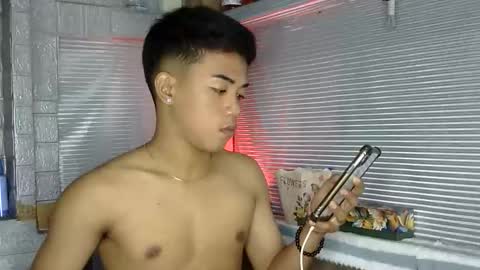 kritthanarkorn online show from February 16, 5:20 pm