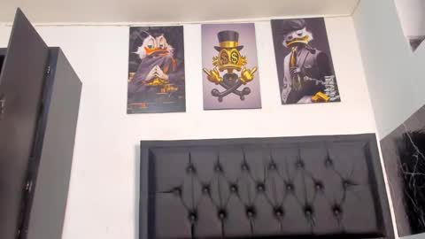 krixty online show from January 14, 3:01 am