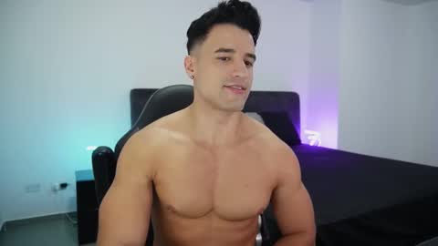 Snapshot of krops_ chatting on September 9, 11:32 am KROPS online show from September 9, 11:32 am