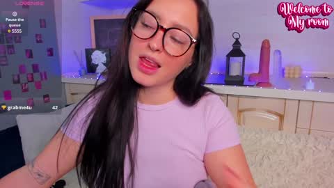 Snapshot of kruela_eva chatting on December 10, 2:38 am Kruela GTM3Tue Wed Thu Fri Sun 0400 am-1030pm online show from December 10, 2:38 am