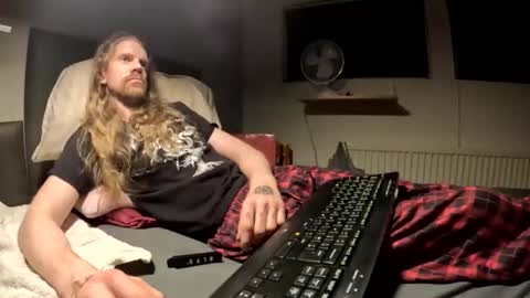 Krullz online show from January 15, 12:26 am