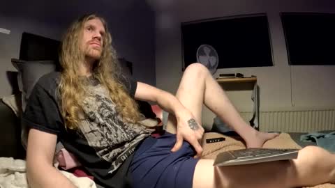 Krullz online show from February 3, 12:53 am