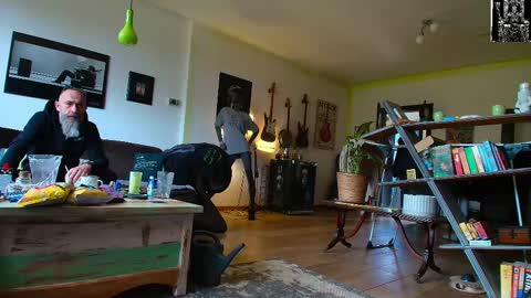 krummersaebel online show from February 24, 12:16 pm