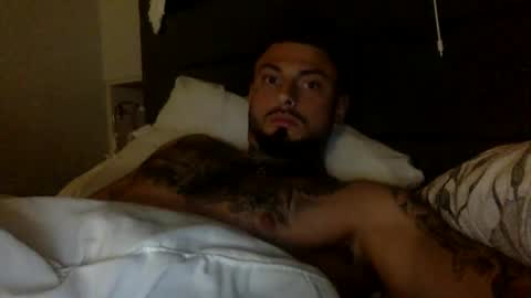 Snapshot of krxt13 chatting on December 14, 3:58 pm krxt13 online show from December 14, 3:58 pm