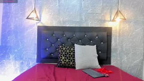 Kystal Taylor online show from November 11, 11:21 am