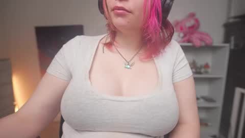 Krystal Syx online show from December 21, 6:15 pm