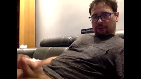 krzysztof1977 online show from February 26, 9:37 pm