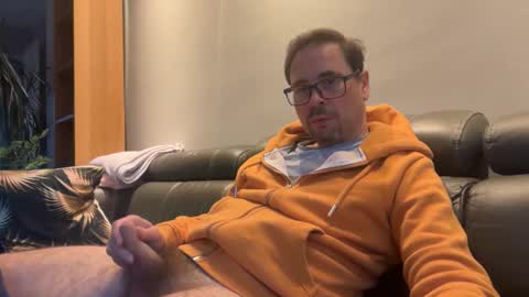 Snapshot of krzysztof1977 chatting on June 10, 8:30 pm krzysztof1977 online show from June 10, 8:30 pm