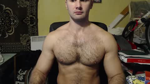 Snapshot of ksanderua chatting on December 19, 7:29 am ksanderua online show from December 19, 7:29 am