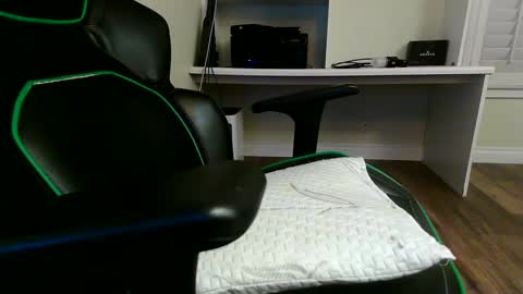 Kevin online show from January 2, 7:23 am