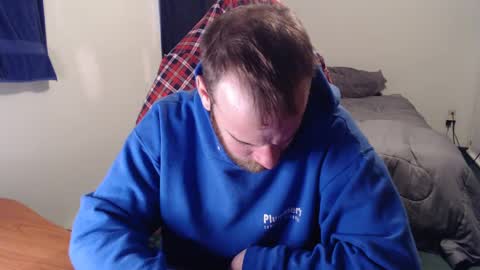 Snapshot of kuggy570 chatting on December 4, 4:49 pm Kuggy online show from December 4, 4:49 pm