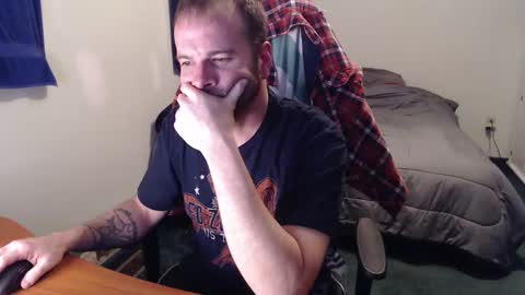 Snapshot of kuggy570 chatting on January 5, 1:35 am Kuggy online show from January 5, 1:35 am