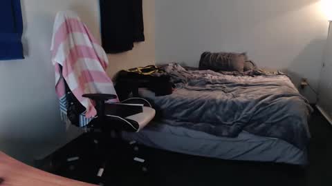 Kuggy online show from April 20, 9:27 pm