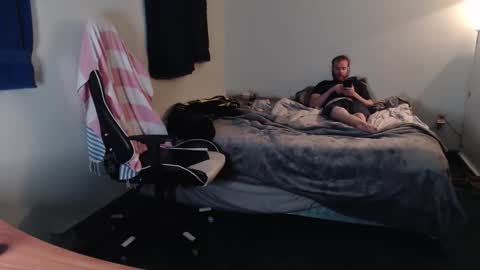 Kuggy online show from April 21, 10:45 pm