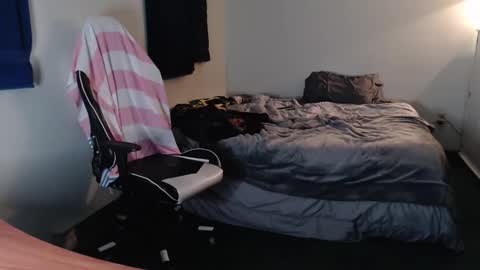 Kuggy online show from April 25, 1:41 pm