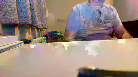 kuipers_1976 online show from October 13, 8:09 pm