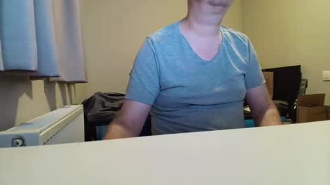 kuipers_1976 online show from May 10, 8:03 pm