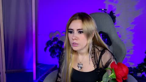 Snapshot of kumiho_7777 chatting on May 31, 7:15 pm Eileen online show from May 31, 7:15 pm