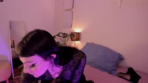 Snapshot of kumiren_ chatting on June 5, 8:14 pm Sofia online show from June 5, 8:14 pm