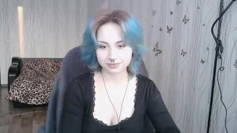 Alice online show from March 12, 2:12 pm