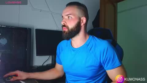 kumonass online show from October 27, 7:01 am