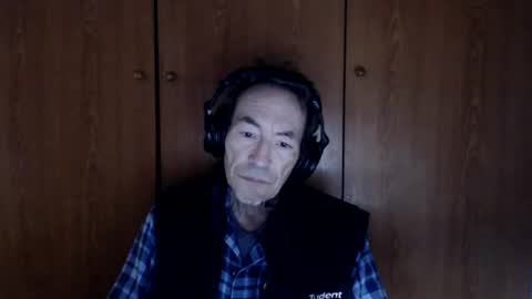 Snapshot of kunegis chatting on January 6, 6:47 am ImetandfellinloveKuanyim online show from January 6, 6:47 am