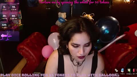 Snapshot of kureiji_fetish chatting on January 20, 2:57 pm Fetiche Woman online show from January 20, 2:57 pm