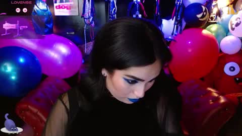 Snapshot of kureiji_fetish chatting on September 13, 9:36 pm Fetiche Woman online show from September 13, 9:36 pm