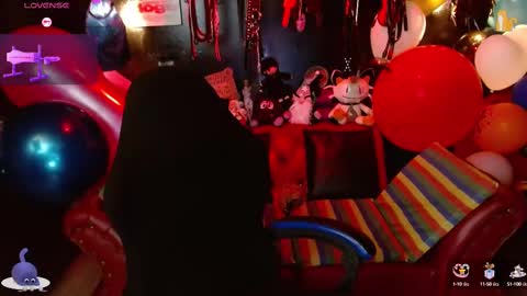 Snapshot of kureiji_fetish chatting on September 19, 10:43 pm Fetiche Woman online show from September 19, 10:43 pm