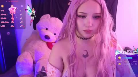 Snapshot of kurochan420 chatting on December 5, 12:44 pm Andy online show from December 5, 12:44 pm