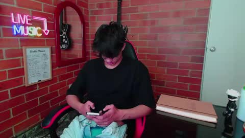 JASON online show from May 17, 4:47 pm
