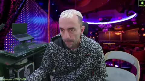 Snapshot of kuruptxxx chatting on February 2, 6:31 pm kuruptxxx online show from February 2, 6:31 pm