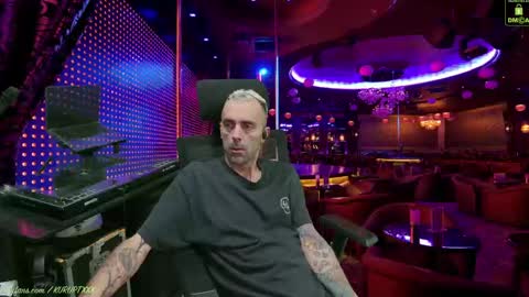 Snapshot of kuruptxxx chatting on February 10, 9:25 pm kuruptxxx online show from February 10, 9:25 pm