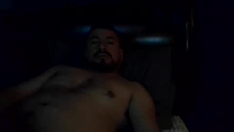 Snapshot of kush40 chatting on December 7, 1:18 pm kush40 online show from December 7, 1:18 pm