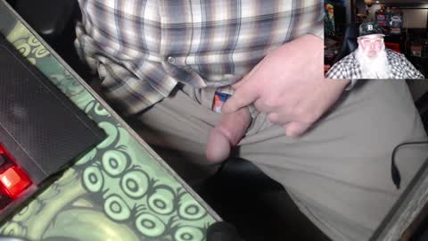 Snapshot of kustom77 chatting on January 30, 5:49 pm Vlad Voivode of Wallachia online show from January 30, 5:49 pm