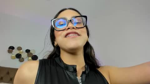 Snapshot of kyany_ chatting on September 15, 2:00 am kyany  online show from September 15, 2:00 am