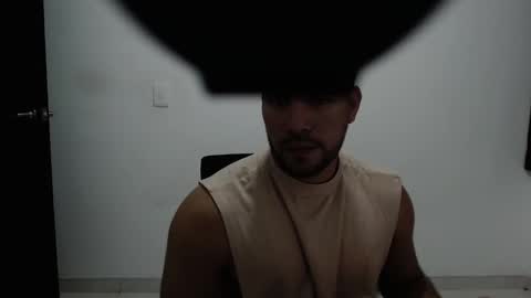 Snapshot of kyle_wilson_ chatting on September 24, 6:06 am Kyle Wilson Follow me online show from September 24, 6:06 am